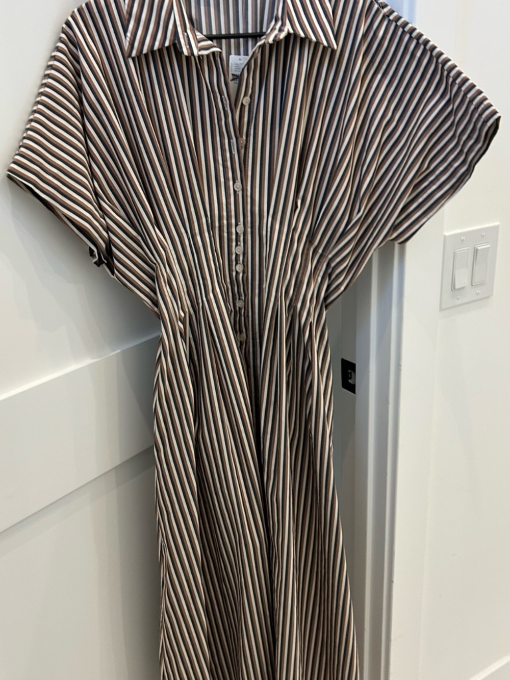NWT Anthropologie Exquise Tobie midi dress Neutral tones size M READ